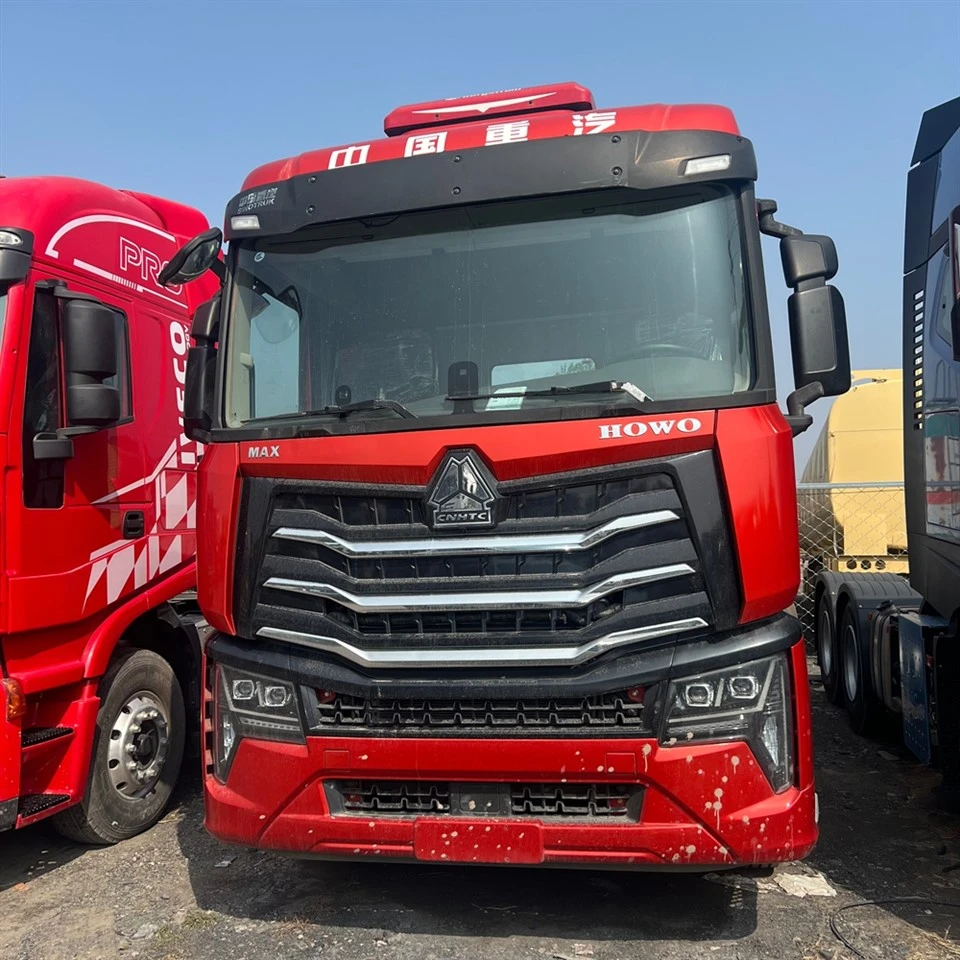 HOWO MAX Tractor Truck