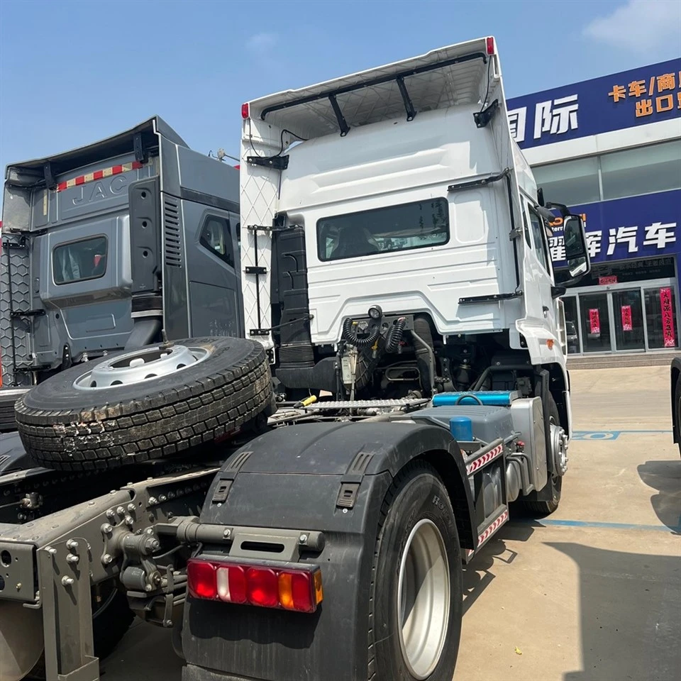 HOWO NX Tractor Truck high quality