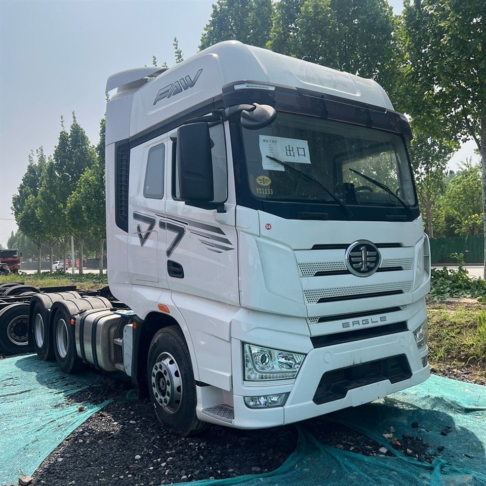 Jiefang J7 Tractor factory