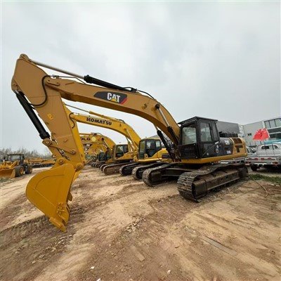 Small 30-Ton Excavator