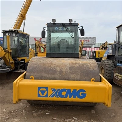 XCMG XS223J Single Drum Vibratory Roller